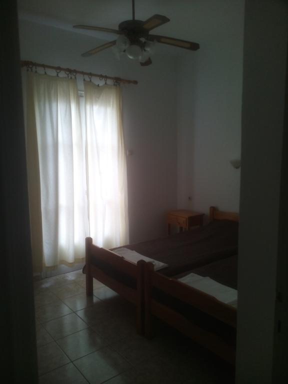 Karagiozos Studios & Apartments Szkópelosz Kültér fotó